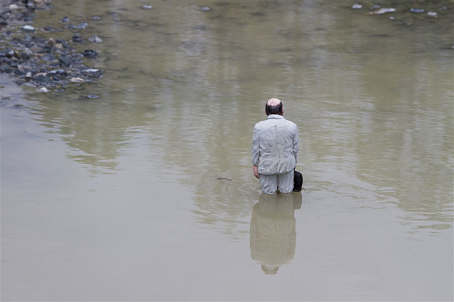 Isaac Cordal - Cement Eclipses