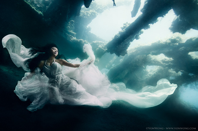 Benjamin Von Wong - Shooting underwater Benjamin Von Wong - Shooting underwater