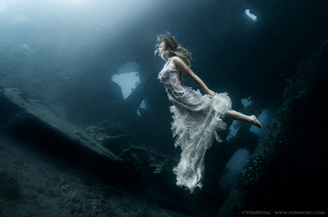 Benjamin Von Wong - Shooting underwater Benjamin Von Wong - Shooting underwater