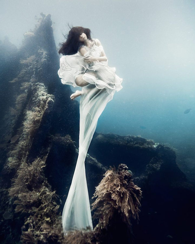Benjamin Von Wong - Shooting underwater Benjamin Von Wong - Shooting underwater