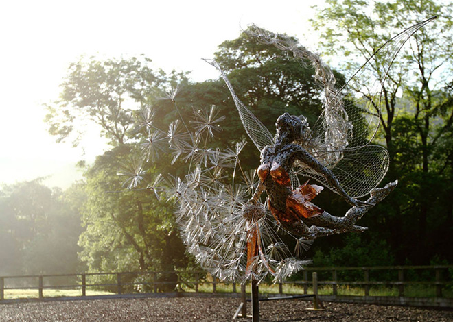 Fantasy wire sculpture