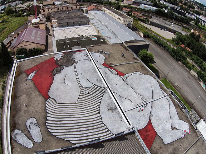 Papiers Peintres - Aerial street art