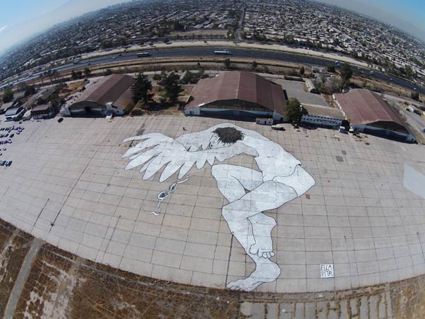 The Giant, Santiago, Papiers Peintres - Aerial street art