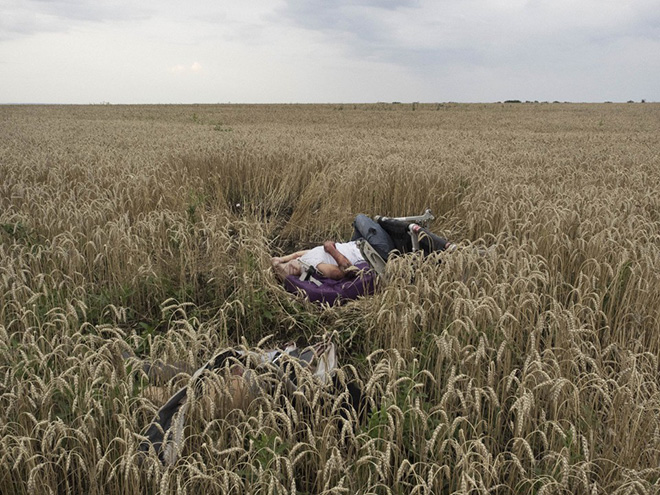 JÉRÔME SESSINI - Crime without punishment - World Press Photo of the year 2014