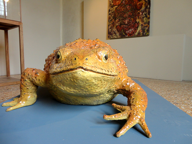 Li Zhanyang - The Frog, 2008, Vetroresina (Fiberglass) - 160 x 100 x 51 cm 