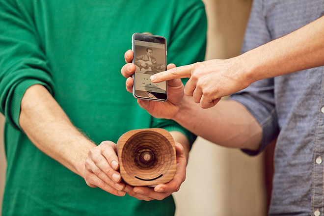 Trobla - L'amplificatore in legno per smartphone