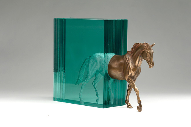 Ben Young - Steed - Laminated clear float glass with cast bronze horse.
H 200 x W 380 x D 140mm.