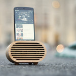 Amplio – Bamboo iPhone amplifier