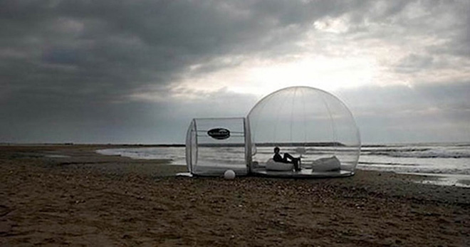 Holleyweb - Bubble Tent