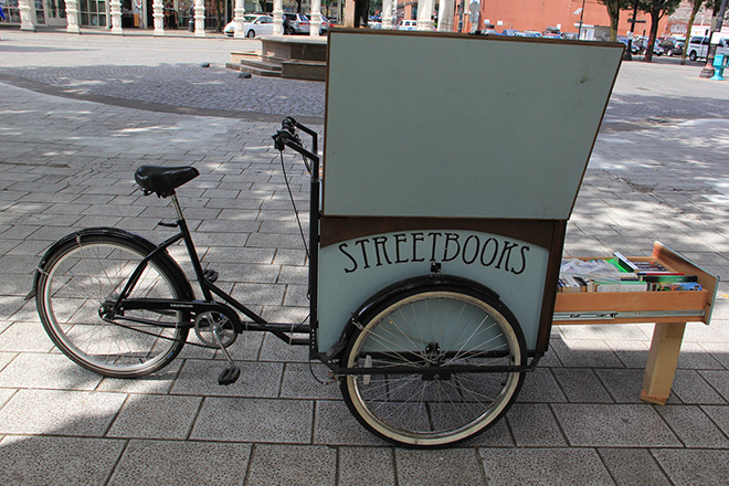 Street Books – La Biblioteca in strada