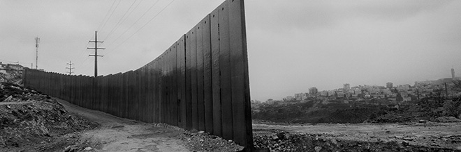 Josef Koudelka - Shu’fat refugee camp, overlooking Al ‘Isawiya. East Jerusalem. Copyright: Josef Koudelka/Magnum Photos