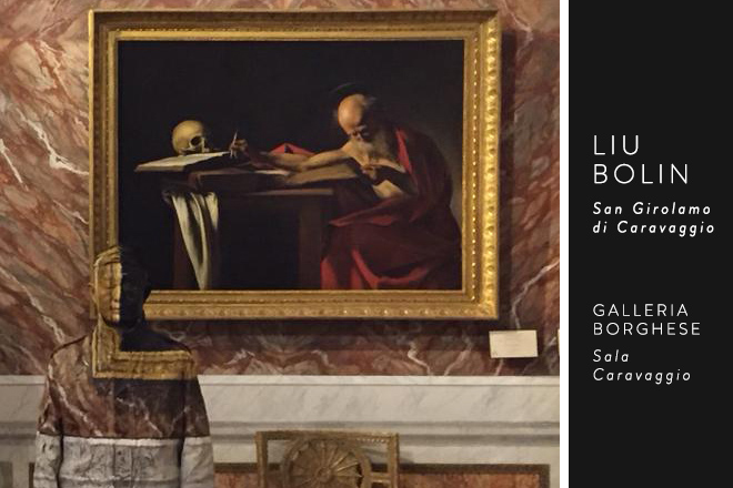 Liu Bolin – Mimesi con il San Girolamo di Caravaggio