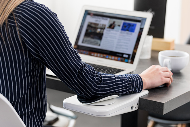 MOUZEN - Il bracciolo ergonomico da scrivania