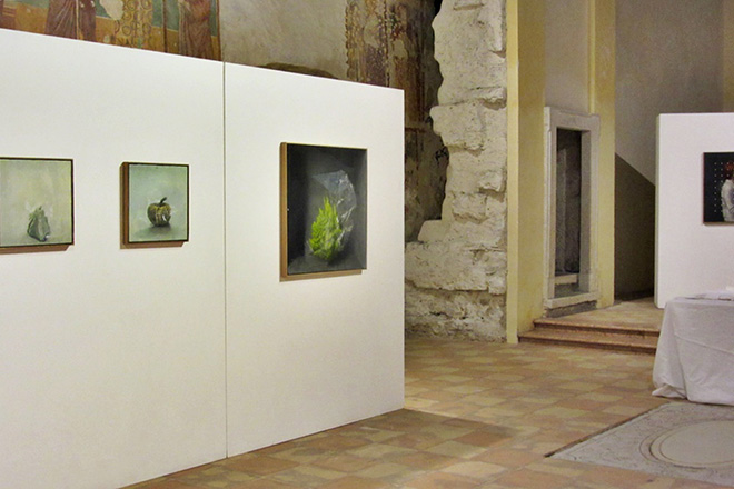 Andrea Mariconti - Oltre l'interferenza, installation view, Auditorium San Giovanni, Torri del Benaco (VR)