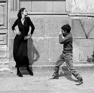 ©Ferdinando Scianna - Marpessa. Caltagirone, 1987 Ferdinando Scianna – Viaggio, Racconto, Memoria