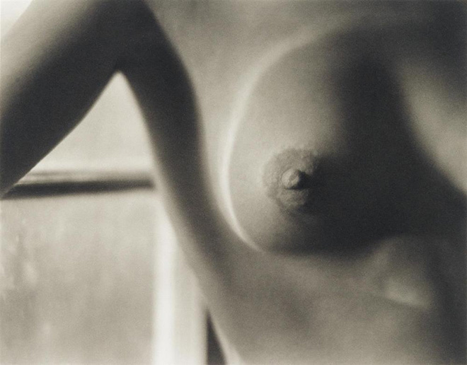E.Weston. © Edward Weston / Cole Weston, Nude. Collezione Pier Luigi Gibelli, Il dubbio della bellezza. SI FEST - SEDUZIONI Fascinazione e mistero.