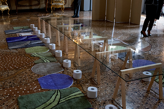 Jeschkelanger - Empty glass, School for Curatorial Studies Venice, Ca Sagredo Hotel. Credits: Kristi Giambattista