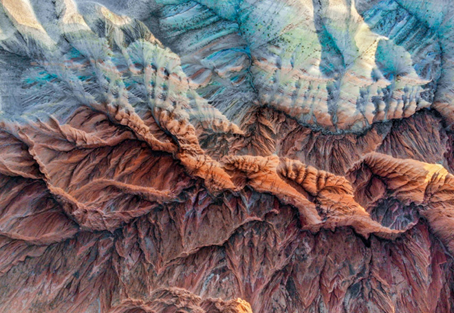 Ming Li - Colourful Mountain