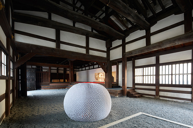 Shi-An - Mobile Tea House. Organizer: Nada Art Gallery. Collaboration: Akinori Inuzuka Design. Photo: Takuya Watanabe. Design Team: Kazuya Katagiri, Ayaka Fuji