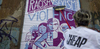 La lotta è FICA, Bologna, 2020. Un progetto di public art di CHEAP. photo credit: Michele Lapini La lotta è FICA – CHEAP: divertissement femminista su poster