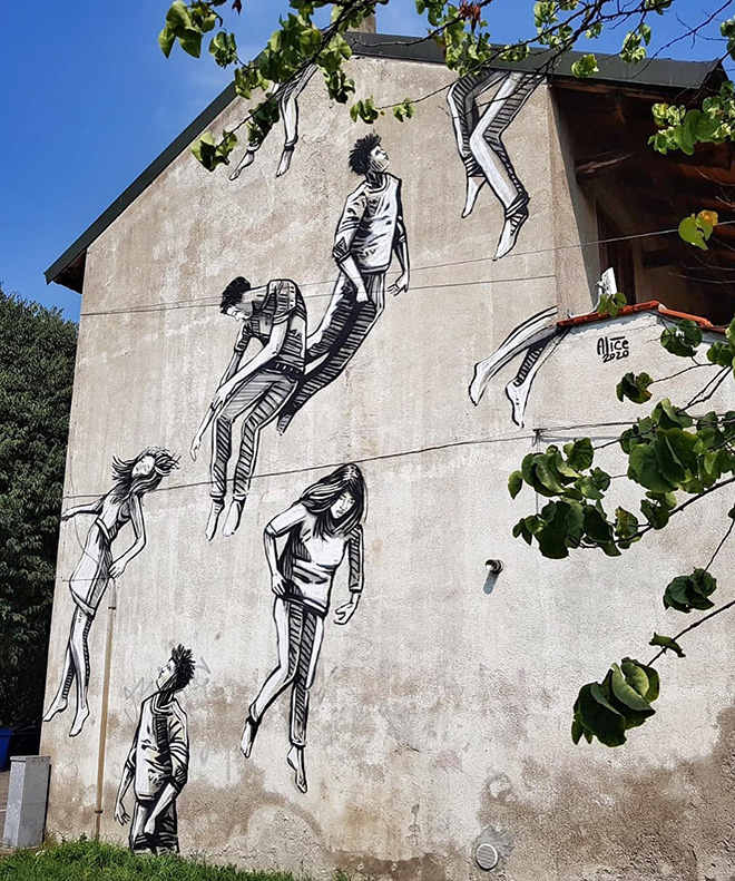 Alice Pasquini - Fade, San Pietro all’Olmo (frazione di Cornaredo), murale per Wonderwall festival