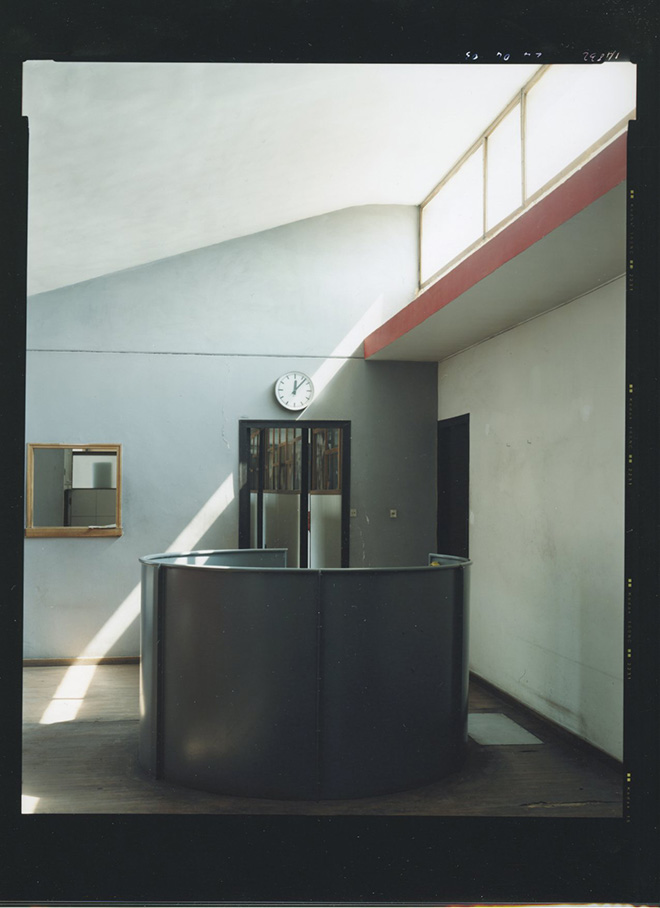 Guido Guidi - Le Corbusier, Usine, Duval, 2003