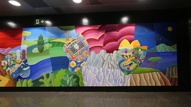 Philip Stanton - The colours of the gratitude, mural (stazione Guinardó / Hospital de Sant Pau), Barcellona. photo credit: ©Guillermo Cruz