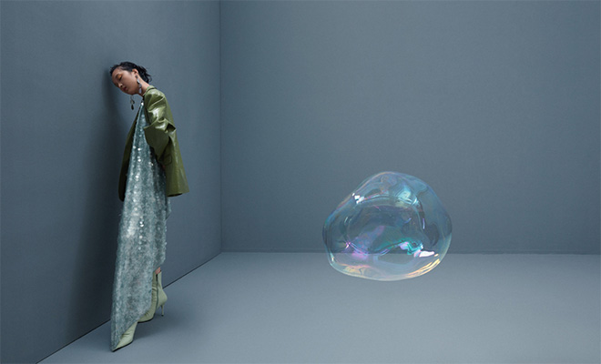 Zejian Li | The Colorful Fragile Bubbles, China. Creative Photo Awards 2021 - Fashion, 1st classified