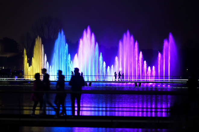 Glow Eindhoven 2021 - The Water Wall. photo credit: Bart van Overbeeke