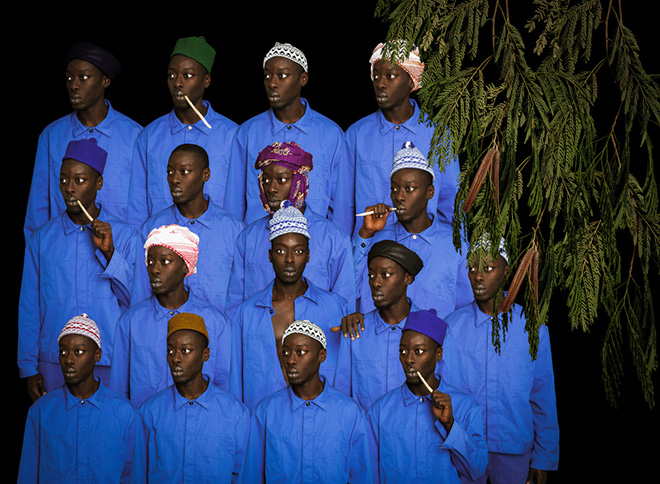 OMAR VICTOR DIOP – La prima monografia dedicata al fotografo senegalese