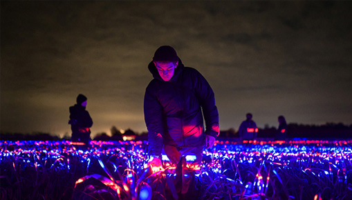 Daan Roosegaarde - GROW Daan Roosegaarde - GROW