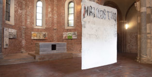Radek Szlaga - KILL YOUR IDOLS, installation view, Basilica di San Celso, Milano. Photo credit: Francesca Rossi