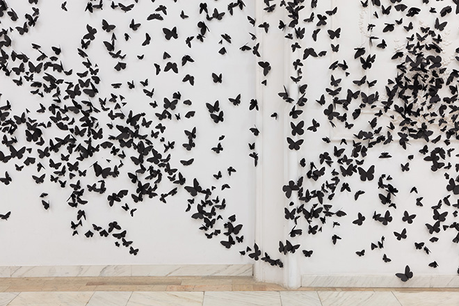 Carlos Amorales - Black Cloud, installation view, © Serioja Bocsok, MNAC Bucharest