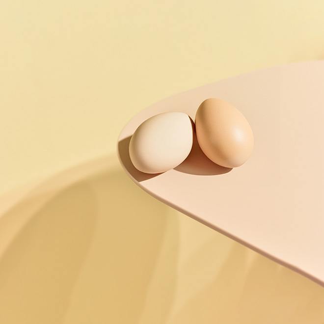 Mieke Dalle - Pastel duo eggs, 3rd Place Winner, AAP Magazine #34: Shapes