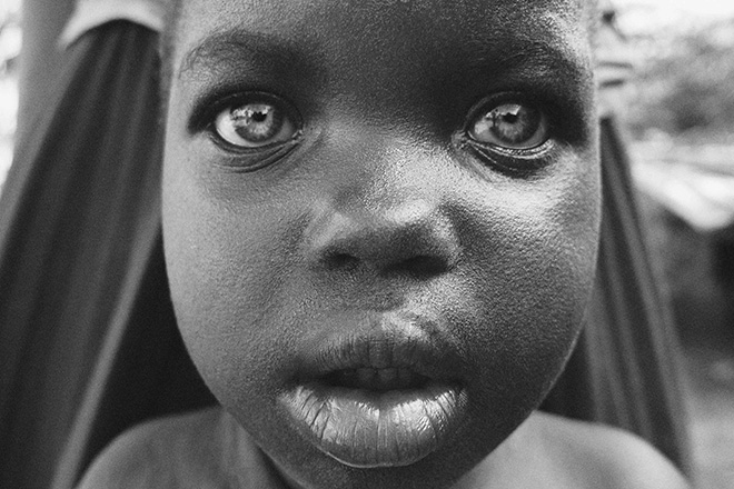 Keila Guilarte, Blu Eyes, Lelabaro Village Gulu, 2023, 90x50 cm