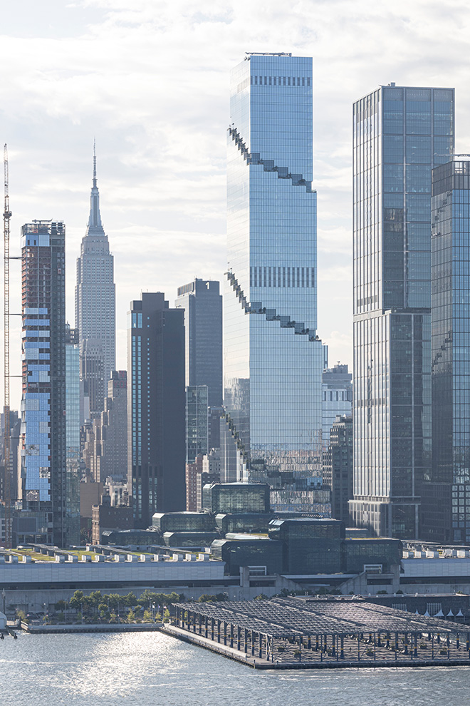The Spiral - Skyscraper in New York City. Photo credit: Laurian Ghinițoiu