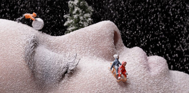 Juan Sanchez Castillo - Playing in the snow