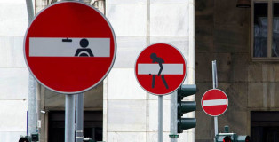Clet Abraham - Il nuovo volto dei cartelli stradali