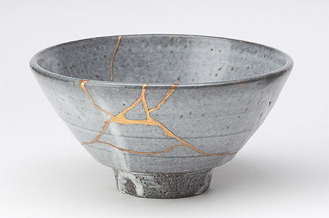 Kintsugi - The art of broken pieces