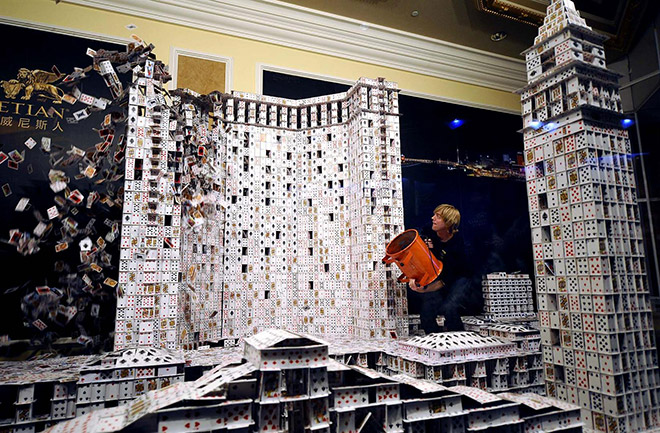 Cards Structures