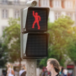 The dancing traffic light – Waiting fun