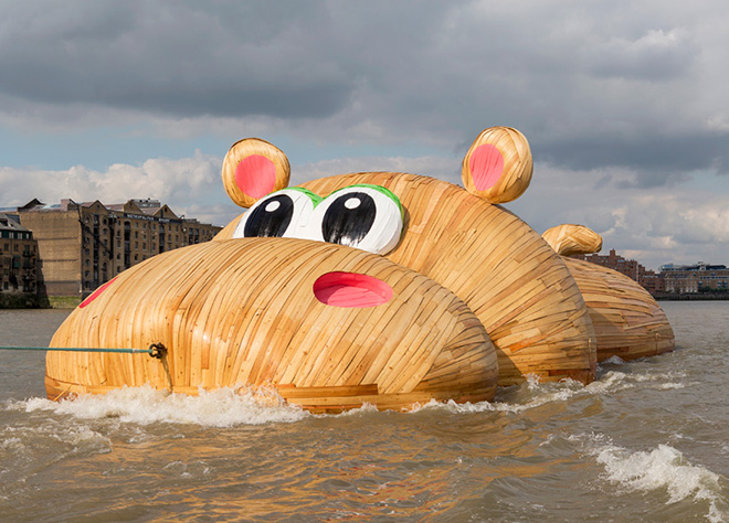 Florentijn Hofman – HippopoThames