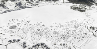 Sonja Hinrichsen - Snow Drawings at Catamount Lake