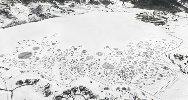 Sonja Hinrichsen – Snow drawings