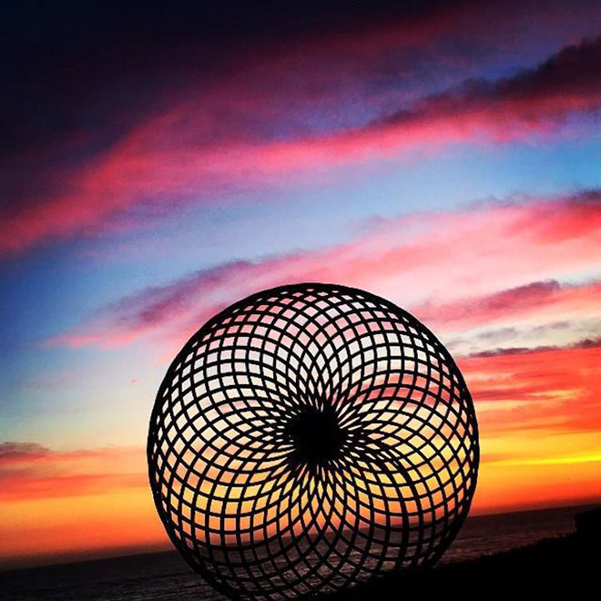  Sculpture on the beach - Australia