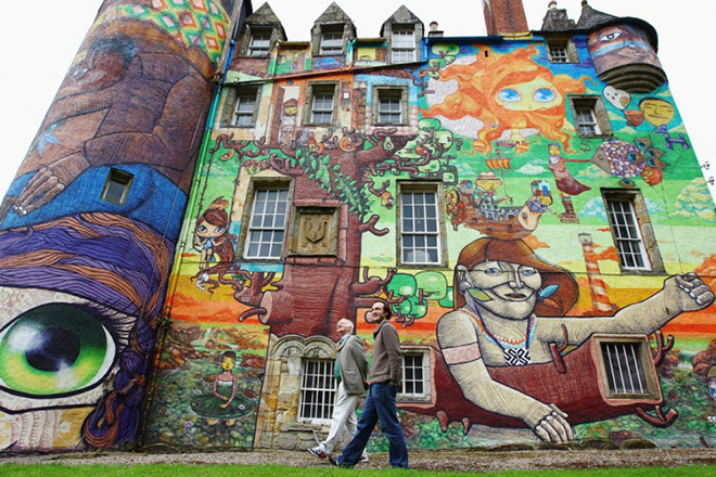 Kelburn Castle – Graffiti psichedelici