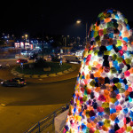 Luzinterruptus – Consumerist Christmas tree