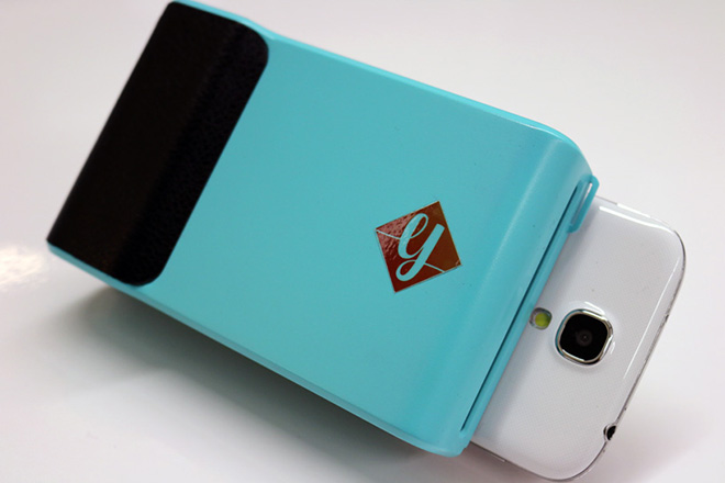 Prynt - Instant camera case for iPhone and Android