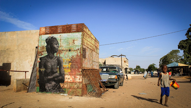 YZ - AMAZONE, street art @ Sénégal