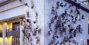 Doris Salcedo - Noviembre 6 y 7, 2002 - Bogotà